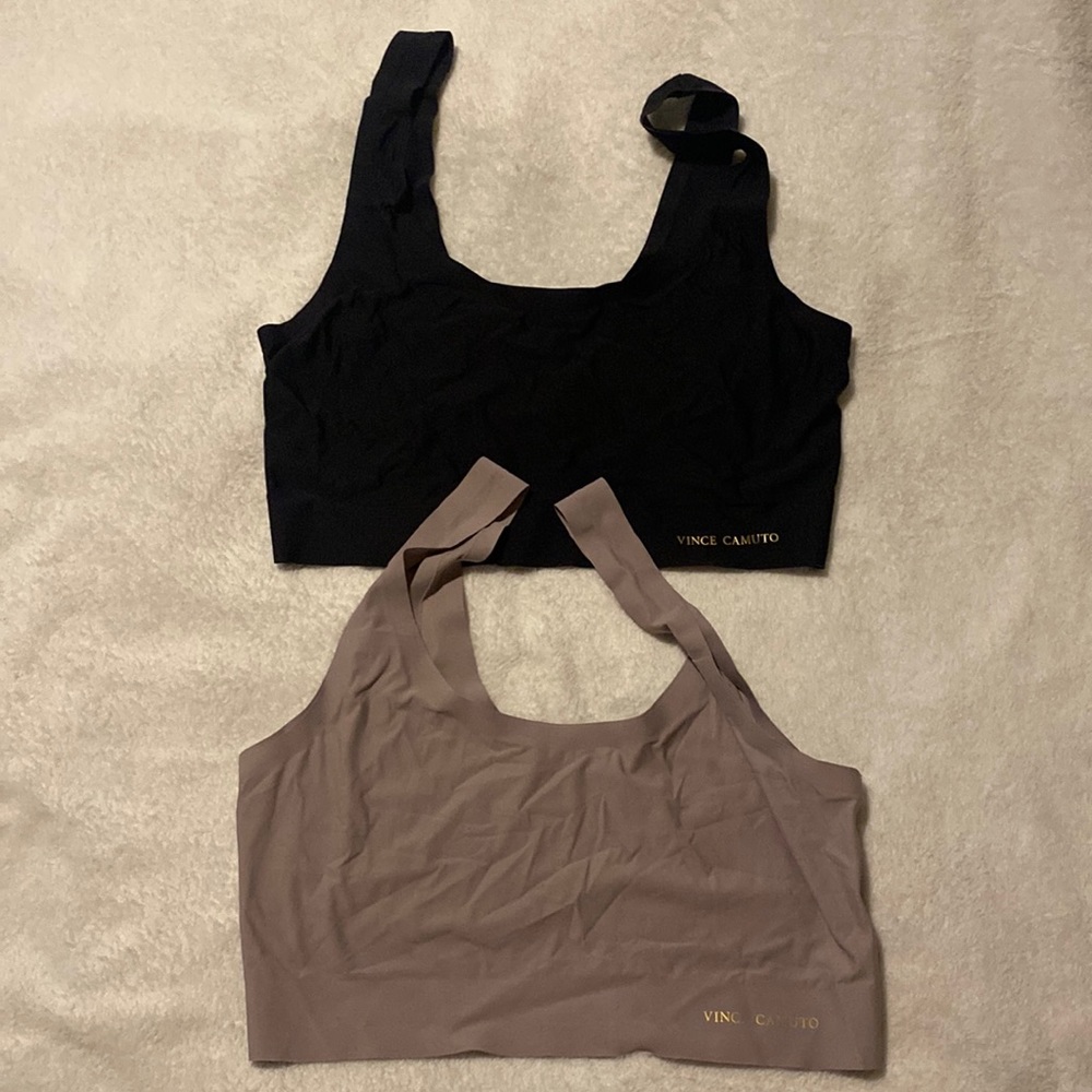 2 pack Vince Camuto seamless sports bras
